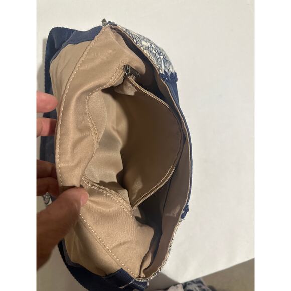 Sakroot Canvas Fold Over crossbody Hand bag clean blue& white W/owl & charms - Picture 8 of 16